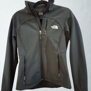 The North Face Women's Black Softshell APEX Bionic Jacket